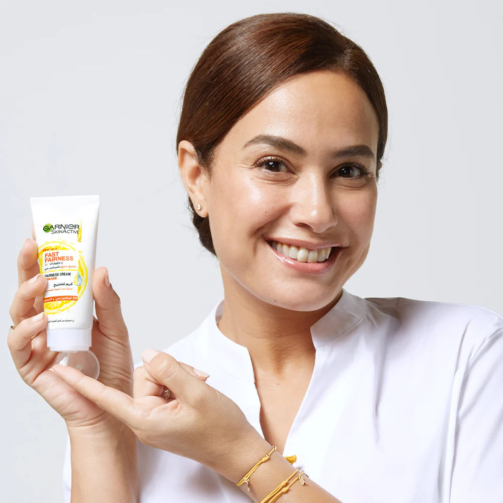 Garnier Skin Active Fast Bright Day Cream with 3x Vitamin C and Lemon, UVA/UVB Protection 50ml