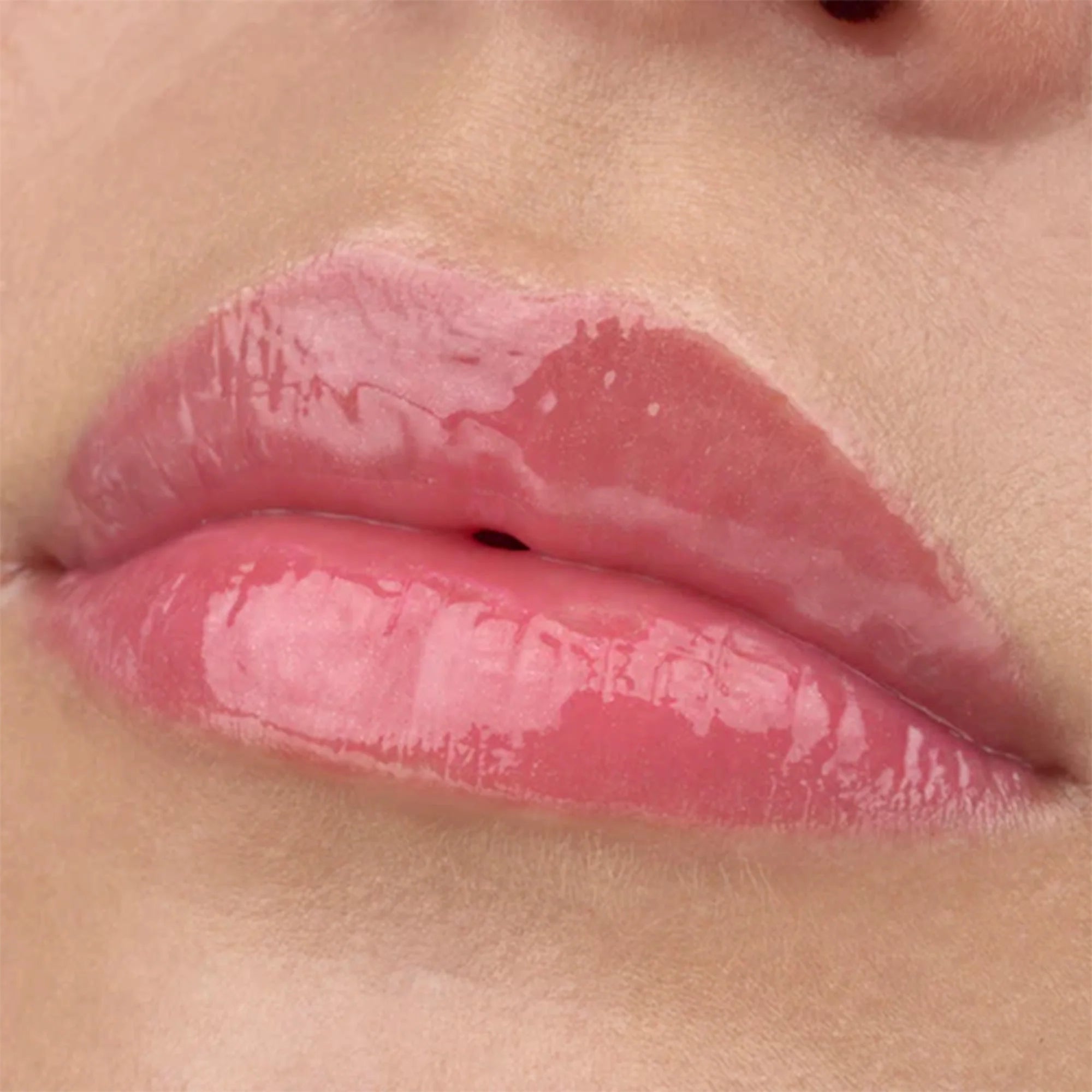 Essence Juicy Bomb Shiny Lipgloss