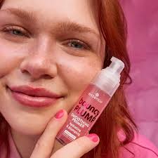 Essence Bouncy Plump Smoothing Primer Hydrating & Plumping